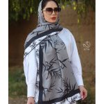 ست با شال سفید مشکی