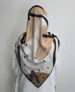 روسری کرم طرح برگ