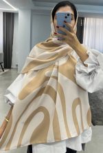 شال کرمی طرح مارپیچ